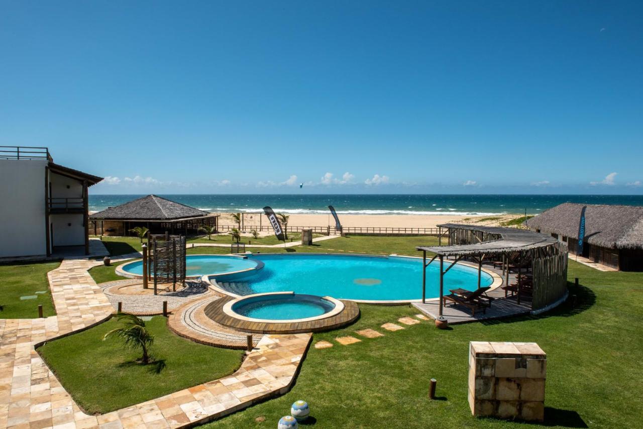 Hotel Vila Marola Taíba Buitenkant foto