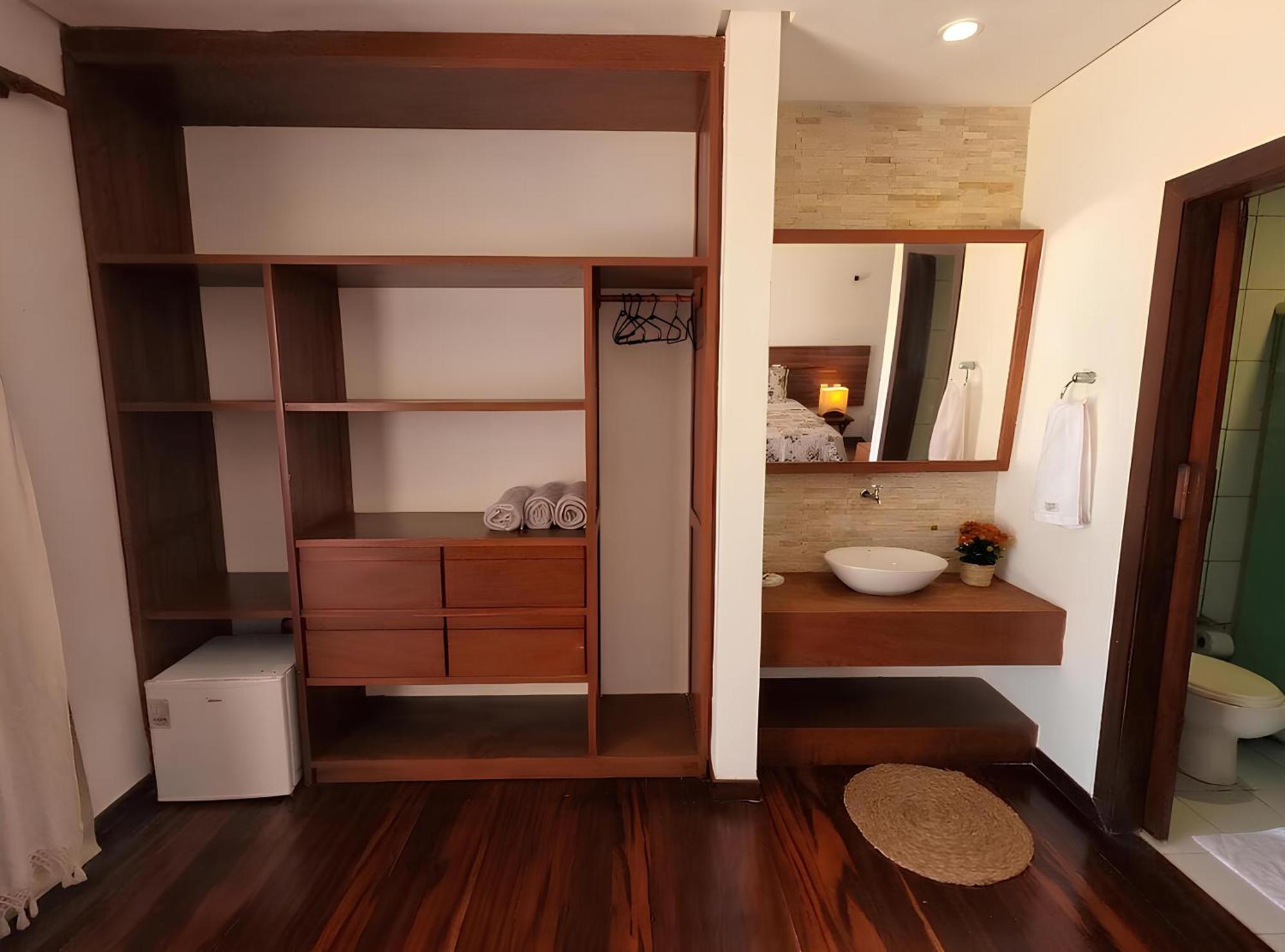 Hotel Vila Marola Taíba Buitenkant foto